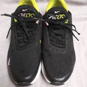 Woman's Nike Air Max